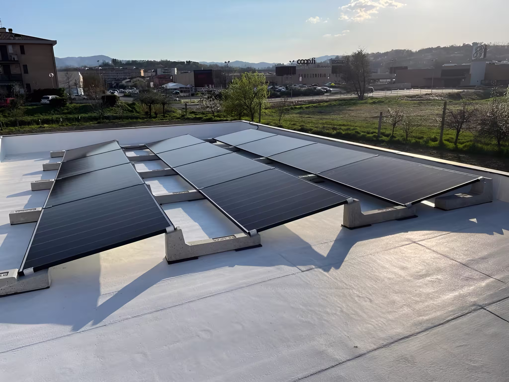 Impianto fotovoltaico su Tetto con Supporti-1