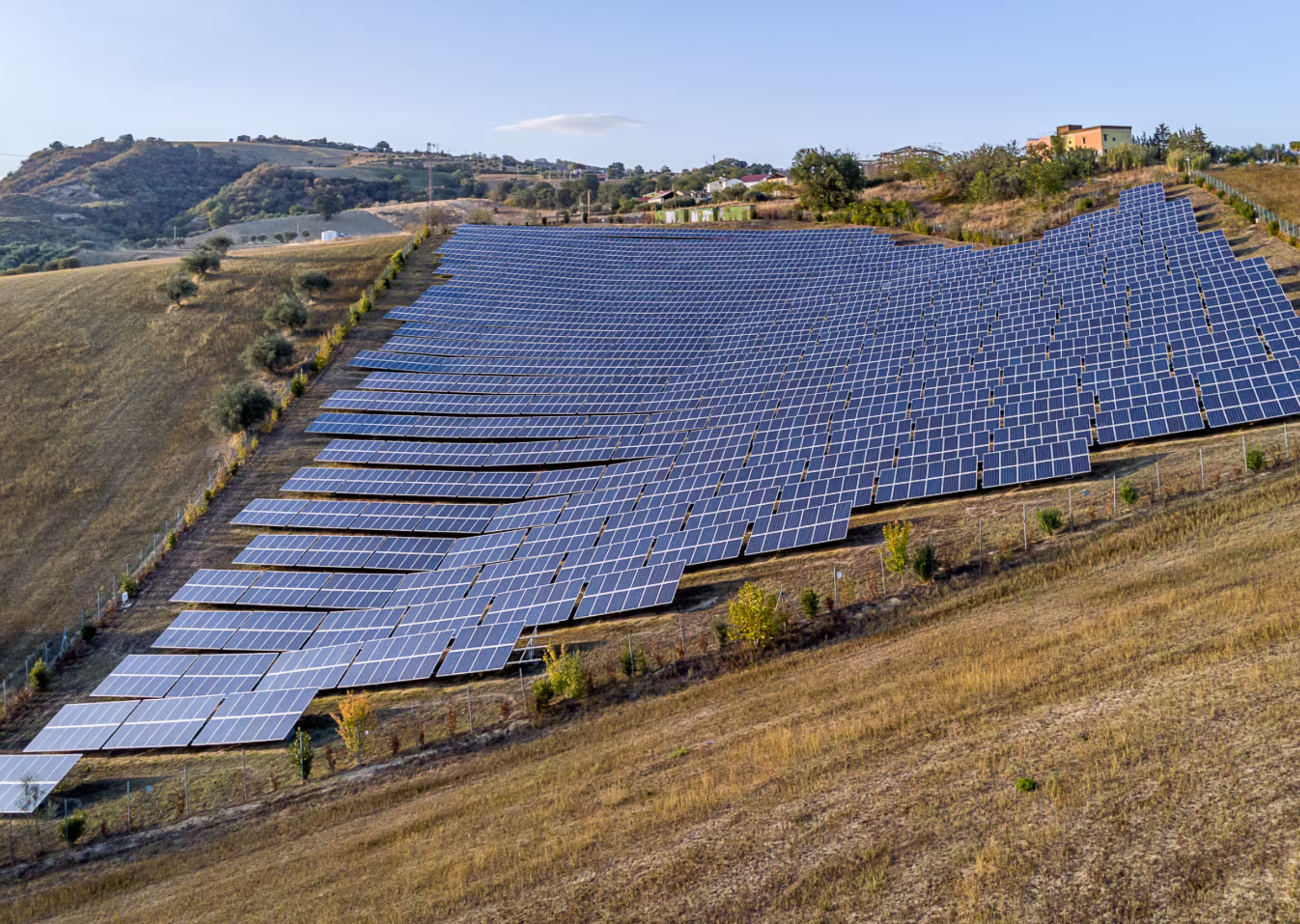 Impianti Fotovoltaici a Terra